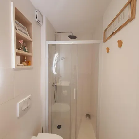 Parking Prive Clim Au Point Zero - Rossiconciergerie - Linge Inclus Apartment